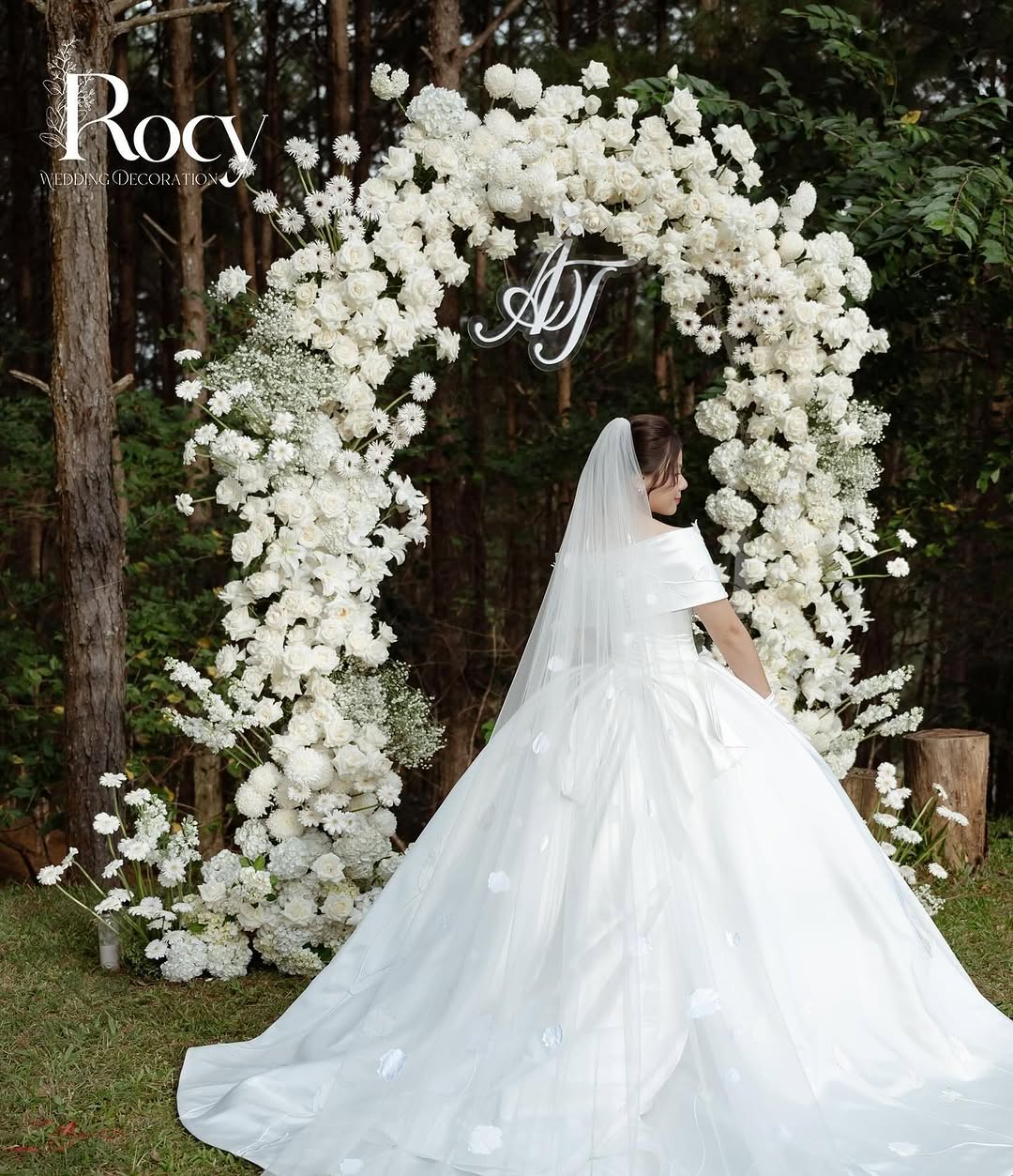 Đám Cưới Nhỏ Gia Đình Với Lễ Cưới Ngoài Trời Giữa Rừng Thông Đà Lạt - The Pine Wedding Planner